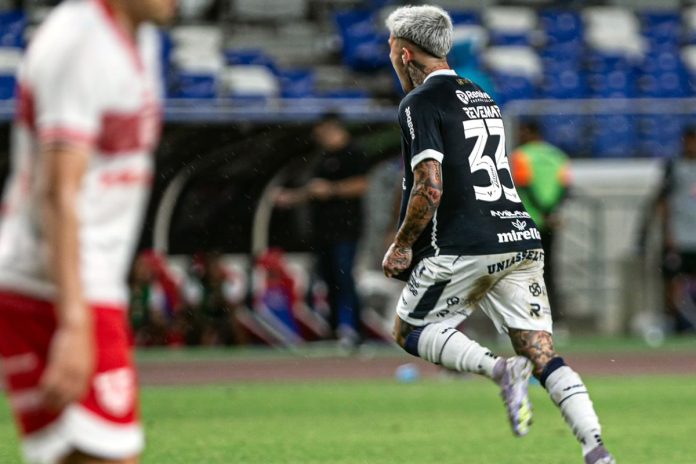 Remo 4×2 CRB-AL (Diego Hernandez) – Foto: Samara Miranda (Clube do Remo)