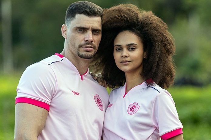 Camisa "Outubro Rosa" – Foto: Divulgação (Clube do Remo) Camisa "Outubro Rosa" – Foto: Divulgação (Clube do Remo)