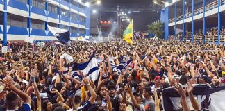 Fenômeno Azul comemorou o acesso à Série A na Aldeia Cabana – Foto: Carmem Helena (O Liberal)