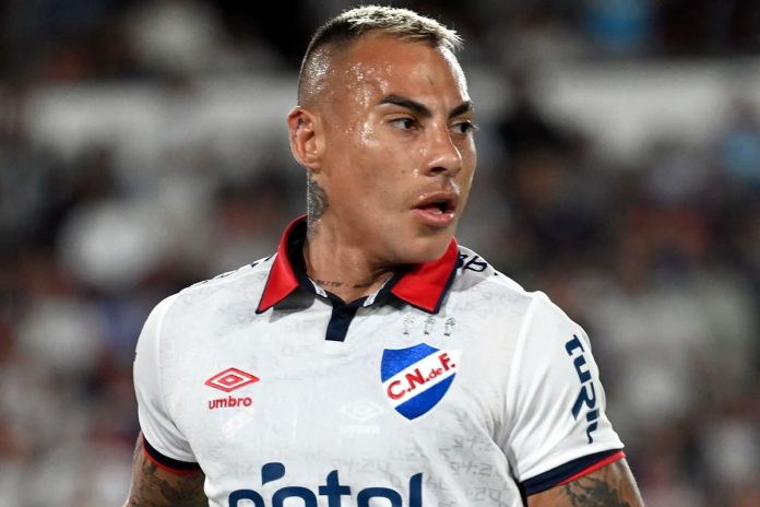 Eduardo Vargas – Foto: Divulgação (Nacional-URU) Eduardo Vargas – Foto: Divulgação (Nacional-URU)