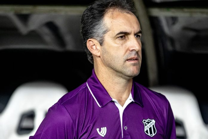 Léo Condé – Foto: Stephan Eilert (Ceará-CE) Léo Condé – Foto: Stephan Eilert (Ceará-CE)