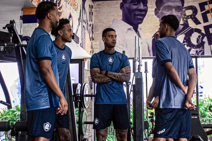 Jorge, Kayky, Alef Manga, Marrony e Zé Ricardo – Foto: Raul Martins (Clube do Remo)