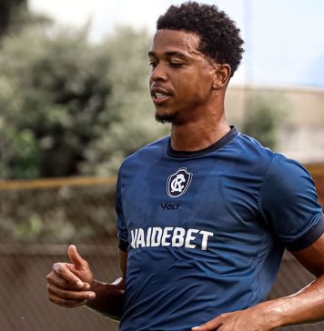 Atacante Carlinhos se tornou um problema para o Remo Carlinhos – Foto: Luis Carlos (Clube do Remo)