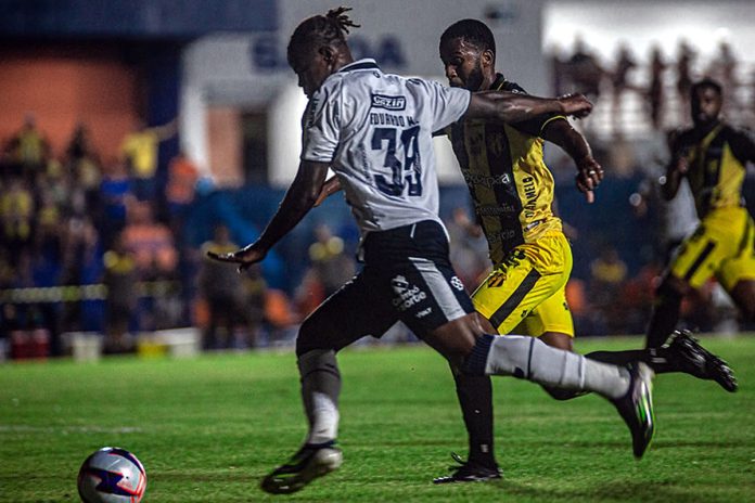 Castanhal 2×2 Remo (Eduardo Melo) – Foto: Samara Miranda (Clube do Remo)