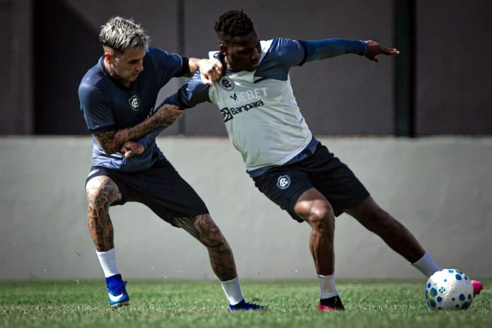 Diego Hernandez e Patrick de Paula – Foto: Samara Miranda (Clube do Remo)