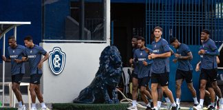 Jogadores remistas realizam atividade física – Foto: Samara Miranda (Clube do Remo)