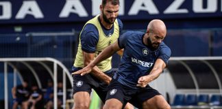 Panagiotis Tachtsidis e Zé Welison – Foto: Samara Miranda (Clube do Remo)