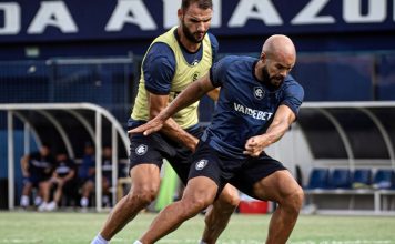 Panagiotis Tachtsidis e Zé Welison – Foto: Samara Miranda (Clube do Remo)