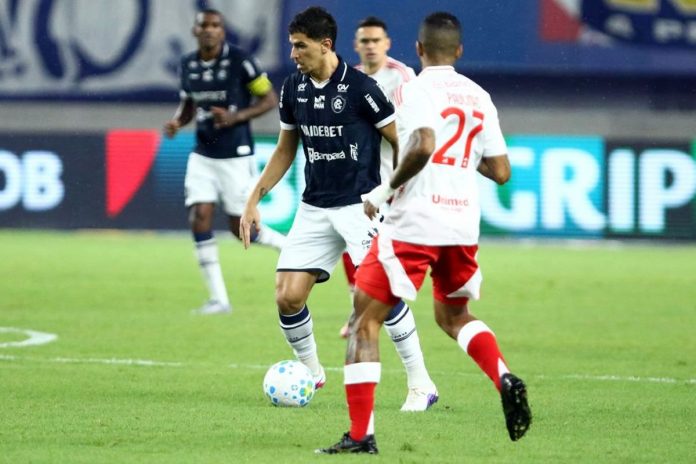 Remo 1×1 Internacional-RS (Vitor Bueno) – Foto: Igor Mota (O Liberal) Remo 1×1 Internacional-RS (Vitor Bueno) – Foto: Igor Mota (O Liberal)