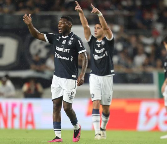 Remo 1×1 Internacional-RS (Patrick de Paula e Leonel Picco) – Foto: Fernando Torres