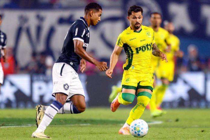 Remo 2×2 Mirassol-SP (João Lucas) – Foto: Fernando Torres