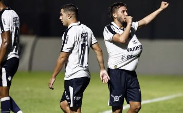 Remo 3×0 Águia de Marabá (Rafael Monti e Giovanni Pavani) – Foto: Igor Mota (O Liberal)