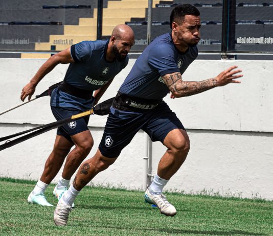 Zé Welison e Yago Pikachu – Foto: Samara Miranda (Clube do Remo)