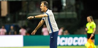 Léo Condé vê evolução azulina, apesar de nova derrota: “Foi mais agressiva” Coritiba-PR 1×0 Remo (Léo Condé) – Foto: Raul Martins (Clube do Remo)