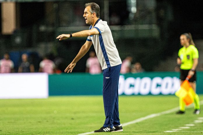 Coritiba-PR 1×0 Remo (Léo Condé) – Foto: Raul Martins (Clube do Remo)