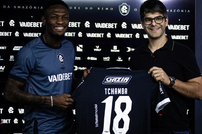 Duplexe Tchamba e Luís Vagner Vivian – Foto: Raul Martins (Clube do Remo)