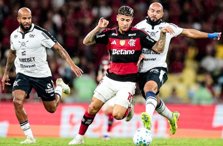 Remo tenta voltar a vencer o Flamengo-RJ após 51 anos Flamengo-RJ 3×0 Remo (Patrick e Zé Welison) – Foto: Gilvan de Souza