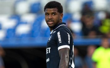 Jaderson supera queda de rendimento, ganha nova chance com Léo Condé e reencontra confiança dentro e fora de campo Jaderson – Foto: Samara Miranda (Clube do Remo)