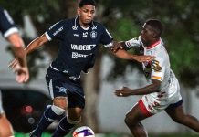 Vídeo: Melhores momentos de Porto Velho-RO 2×1 Remo Porto Velho-RO 2×1 Remo (Thalisson) – Foto: Raul Martins (Clube do Remo)