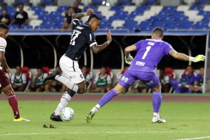 Remo 0×2 Fluminense-RJ (Alef Manga) – Foto: Mauro Ângelo (Diário do Pará) Remo 0×2 Fluminense-RJ (Alef Manga) – Foto: Mauro Ângelo (Diário do Pará)