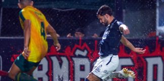 “Pedimos para parar o jogo”, revela Taliari após empate Remo 1×1 Monte Roraima-RR (Gabriel Taliari) – Foto: Samara Miranda (Clube do Remo)