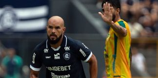 Vídeo: Melhores momentos de Remo 1×1 Monte Roraima-RR Remo 1×1 Monte Roraima-RR (Zé Welison) – Foto: Samara Miranda (Clube do Remo)