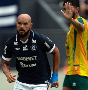 Vídeo: Melhores momentos de Remo 1×1 Monte Roraima-RR Remo 1×1 Monte Roraima-RR (Zé Welison) – Foto: Samara Miranda (Clube do Remo)