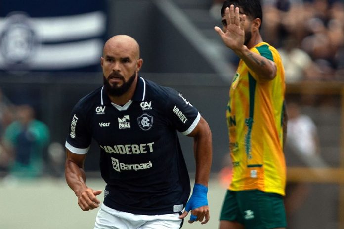 Remo 1×1 Monte Roraima-RR (Zé Welison) – Foto: Samara Miranda (Clube do Remo) Remo 1×1 Monte Roraima-RR (Zé Welison) – Foto: Samara Miranda (Clube do Remo)