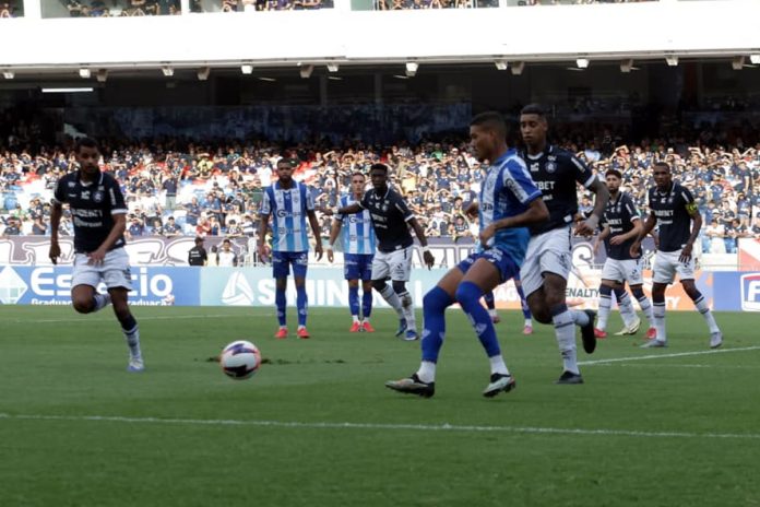 Remo 1×2 Paysandu – Foto: Mauro Ângelo (Diário do Pará) Remo 1×2 Paysandu – Foto: Mauro Ângelo (Diário do Pará)