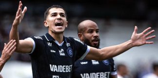 Remo 4×1 Bahia-BA (Vitor Bueno e Patrick) – Foto: Samara Miranda (Clube do Remo)