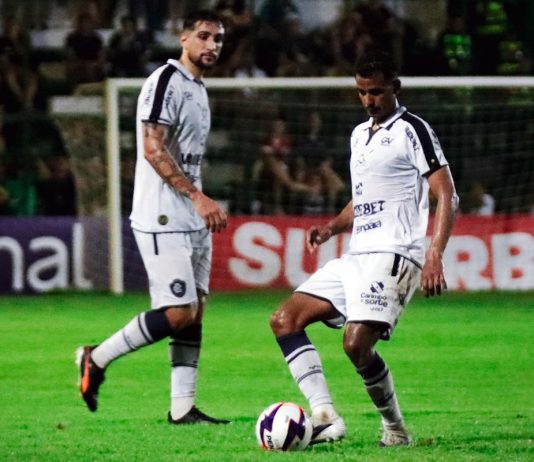Remo perde de virada para o Águia em Marabá e dá adeus à Copa Norte Águia 2×1 Remo (Tassano e Zé Ricardo) – Foto: Victor Miranda (Clube do Remo)