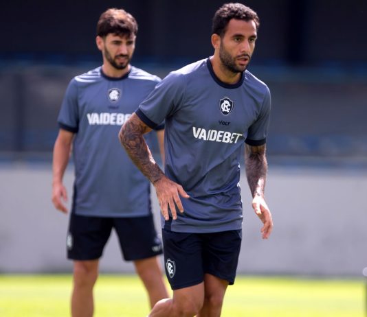 Gabriel Taliari e Marcelinho – Foto: Samara Miranda (Clube do Remo)