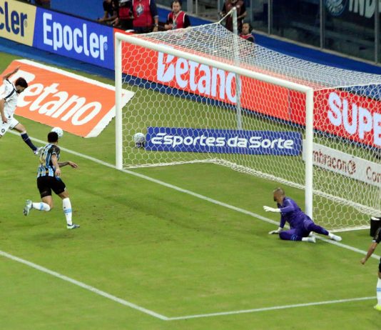 Atacante se explica após perder gol inacreditável: “Poderia ter dominado” Grêmio-RS 0×0 Remo (Gabriel Taliari) – Foto: Rafael Favero