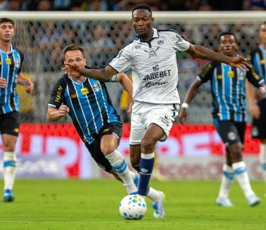 Grêmio-RS 0×0 Remo (Duplexe Tchamba) – Foto: Raul Martins (Clube do Remo)