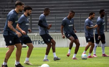 Jogadores remistas realizam atividade física – Foto: Samara Miranda (Clube do Remo)