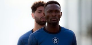 Léo Andrade e Duplexe Tchamba – Foto: Raul Martins (Clube do Remo)