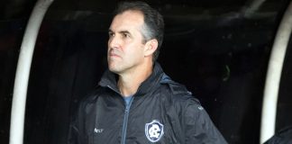 Léo Condé admite dificuldades no primeiro tempo contra o Vasco-RJ, mas vê Remo em evolução Léo Condé – Foto: Samara Miranda (Clube do Remo)