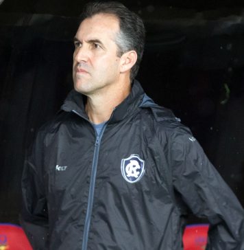 Léo Condé admite dificuldades no primeiro tempo contra o Vasco-RJ, mas vê Remo em evolução Léo Condé – Foto: Samara Miranda (Clube do Remo)