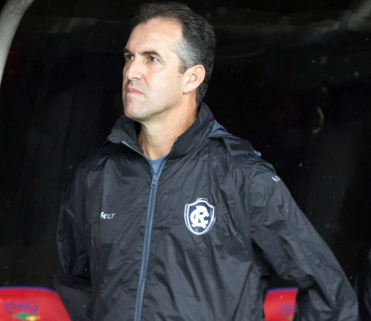 Léo Condé admite dificuldades no primeiro tempo contra o Vasco-RJ, mas vê Remo em evolução Léo Condé – Foto: Samara Miranda (Clube do Remo)