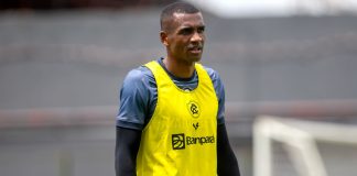 Capitão do Remo avalia atuação do time e comenta faltas em Neymar: “Cai e reclama” Marllon – Foto: Samara Miranda (Clube do Remo)