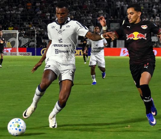 RB Bragantino-SP 4×2 Remo (Matheus Alexandre) – Foto: Rafael Moreira