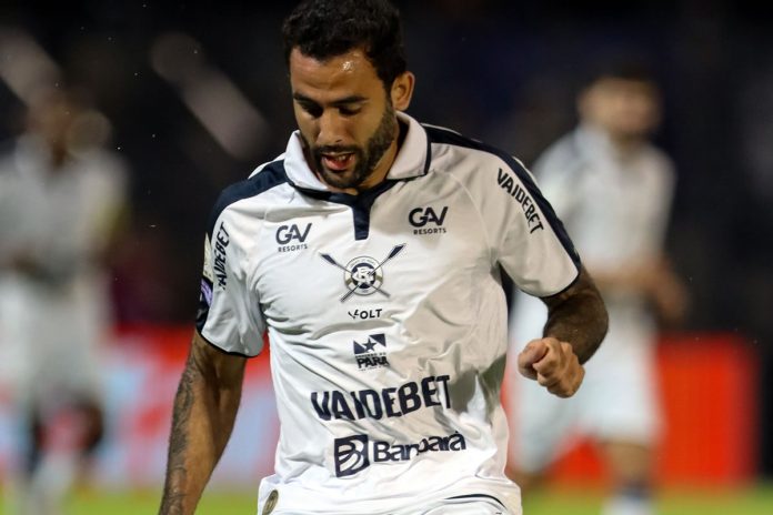 RB Bragantino-SP 4×2 Remo (Marcelinho) – Foto: Luis Carlos (Clube do Remo)