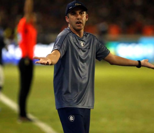 Remo 0×1 Cruzeiro-MG (Léo Condé) – Foto: Cristino Martins (O Liberal)