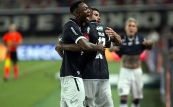 Vídeo: Melhores momentos de Remo 1×1 Vasco-RJ Remo 1×1 Vasco-RJ (Duplexe Tchamba, Marllon, Mayk e Diego Hernandez) – Foto: Samara Miranda (Clube do Remo)