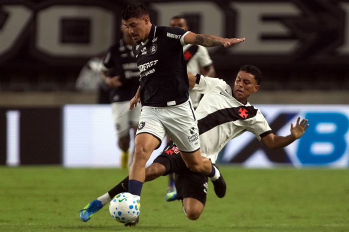 Remo 1×1 Vasco-RJ (Mayk) – Foto: Samara Miranda (Clube do Remo) Remo 1×1 Vasco-RJ (Mayk) – Foto: Samara Miranda (Clube do Remo)