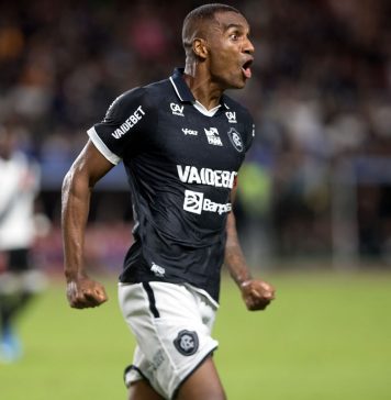 Remo 1×1 Vasco-RJ (Marllon) – Foto: Samara Miranda (Clube do Remo)