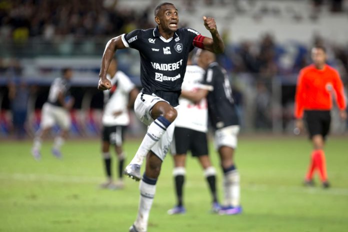 Remo 1×1 Vasco-RJ (Marllon) – Foto: Samara Miranda (Clube do Remo) Remo 1×1 Vasco-RJ (Marllon) – Foto: Samara Miranda (Clube do Remo)