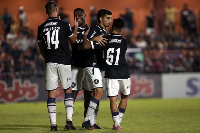 Remo 2×1 Galvez-AC (Leonel Picco, Patrick de Paula, Franco Catarozzi e Tico) – Foto: Samara Miranda (Clube do Remo)