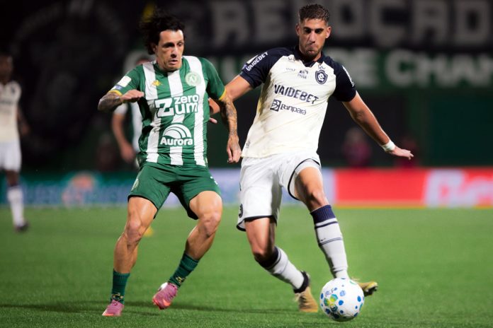 Chapecoense-SC 2×3 Remo (Leonel Picco) – Foto: Raul Martins (Clube do Remo) Chapecoense-SC 2×3 Remo (Leonel Picco) – Foto: Raul Martins (Clube do Remo)