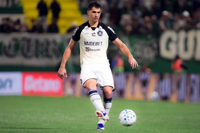 Chapecoense-SC 2×3 Remo (Vitor Bueno) – Foto: Raul Martins (Clube do Remo) Chapecoense-SC 2×3 Remo (Vitor Bueno) – Foto: Raul Martins (Clube do Remo)